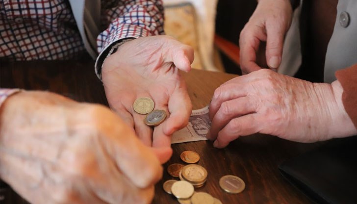 Сметките и разходите за храна са скочили двойно Сметките и разходите за храна са скочили двойно