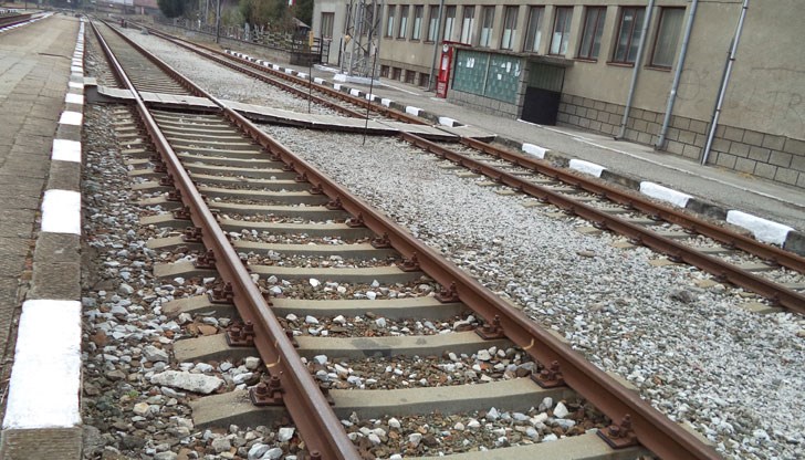Мъжът от Търговище е блъснат от бързия влак от Варна за София