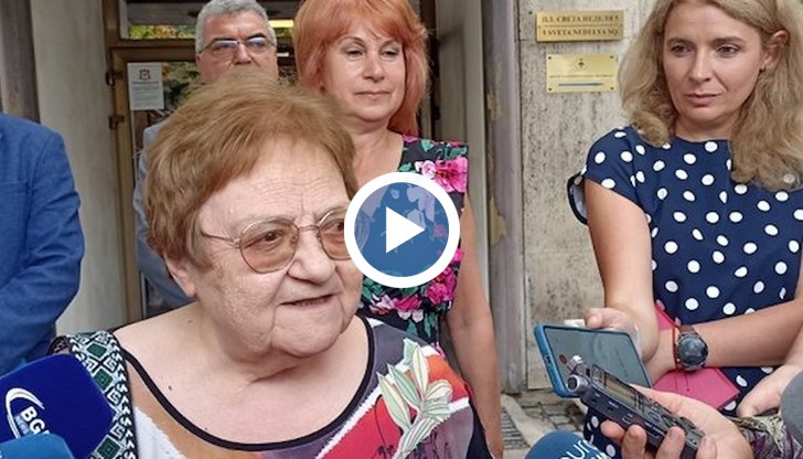 Брифинг на здравните власти