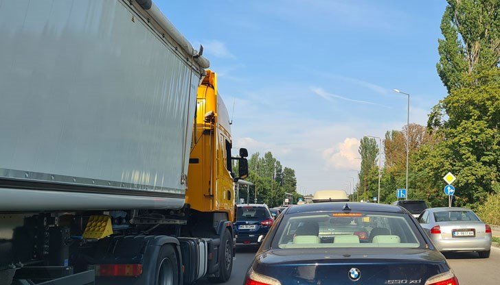 Опашката от камиони днес достигна 20 километра