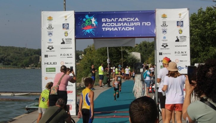 Триатлон „Купа Русе“ се провежда за 12-и пореден път, като за втора година е с международен статут.