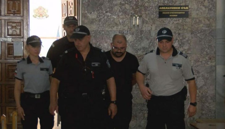 Пред магистратите водача на автобуса се разплака и заяви, че съжалява за случилото се