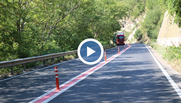 Колчета по средата на пътното плато в Кресненското дефиле бяха наредени в началото на юли