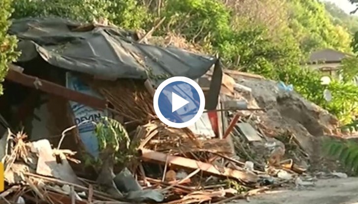 Според очевидци основната версия за свлачището край „Албена” е влажни подпочвени води заради изградени шахти