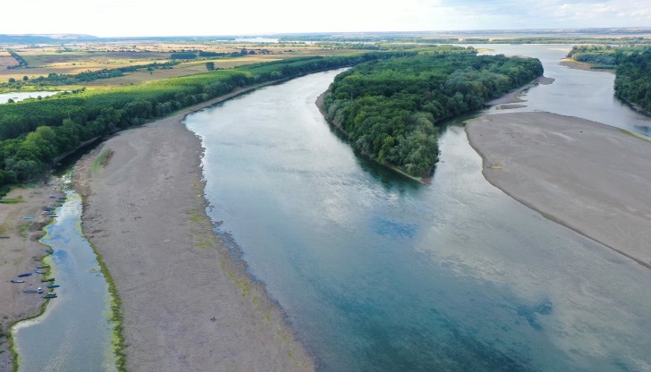 Най-ниското ниво на реката е било на 8-и септември 2003 г., когато котата при Русе е била минус 73 см