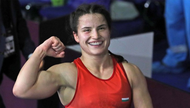 На индивидуална подготовка е състезателката на „Юнак“ /Русе/ Биляна Дудова