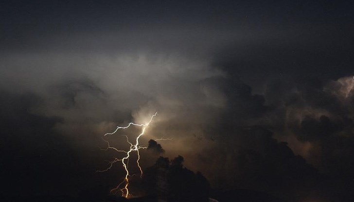 По места се повишава вероятността за локални значителни количества По места се повишава вероятността за локални значителни количества