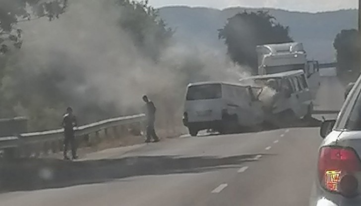 В болница са откарани трима, починалите са четирима