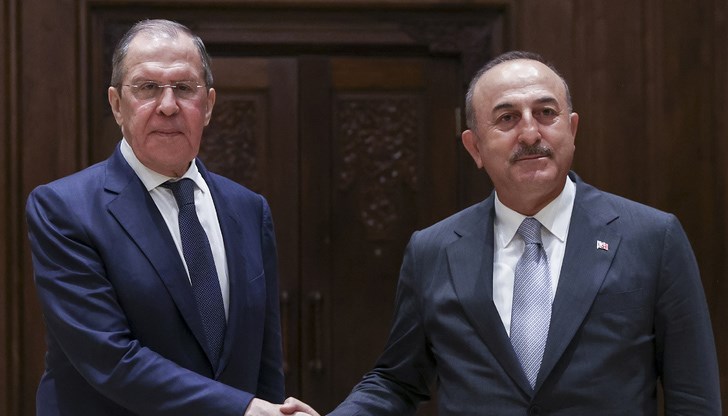 Мевлют Чавушоглу: Ще продължим да полагаме усилия за осигуряването на мир в региона Мевлют Чавушоглу: Ще продължим да полагаме усилия за осигуряването на мир в региона