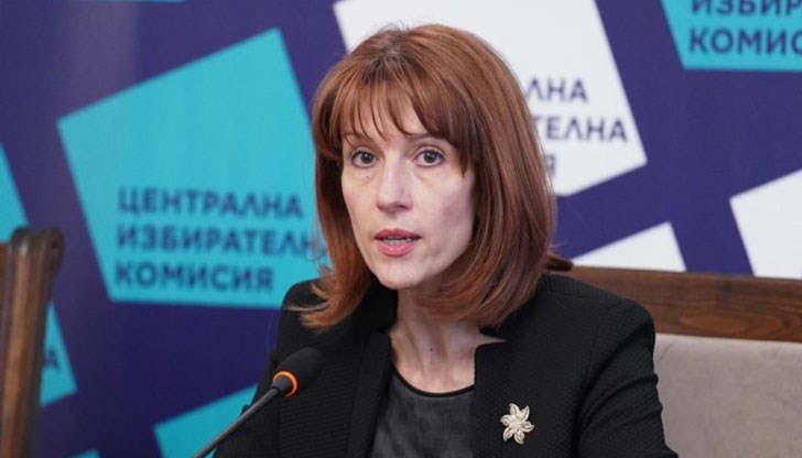 Няма да купуваме нови машини за гласуване, имаме достатъчно, заяви Камелия Нейкова