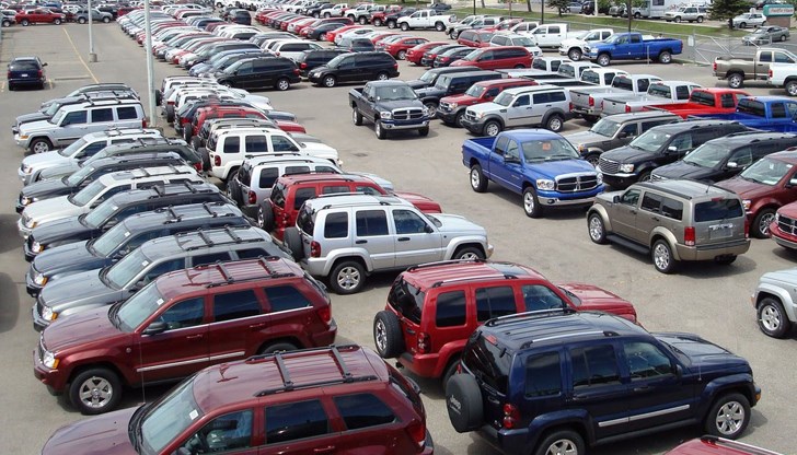 Константин Томов: Сега не е добър момент за покупка на кола