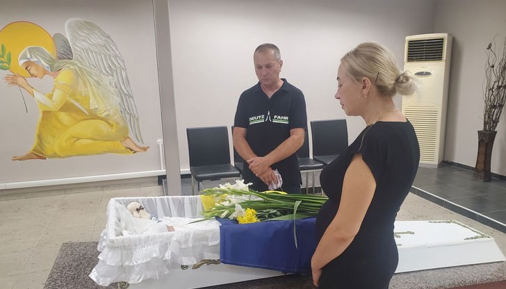 Украинка потърси убежище в България, за да спаси бебето си, но ненавременна медицинска помощ го обрича на смърт Украинка потърси убежище в България, за да спаси бебето си, но ненавременна медицинска помощ го обрича на смърт