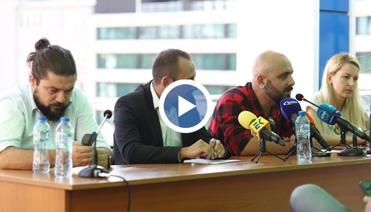 "Прогрес" няма да има конкретен лидер, но ще има манифест с основни приоритети, които да са основа за партийни програми, заявиха членовете й