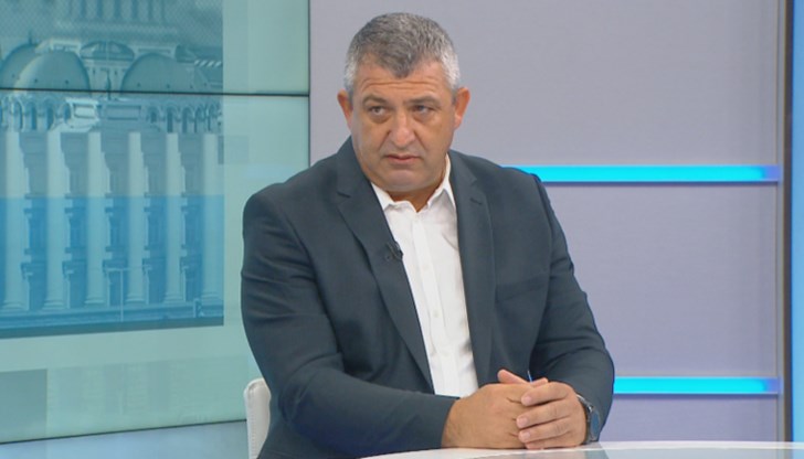 Миграционният натиск е много засилен, допълни бившият директор на Гранична полиция Миграционният натиск е много засилен, допълни бившият директор на Гранична полиция