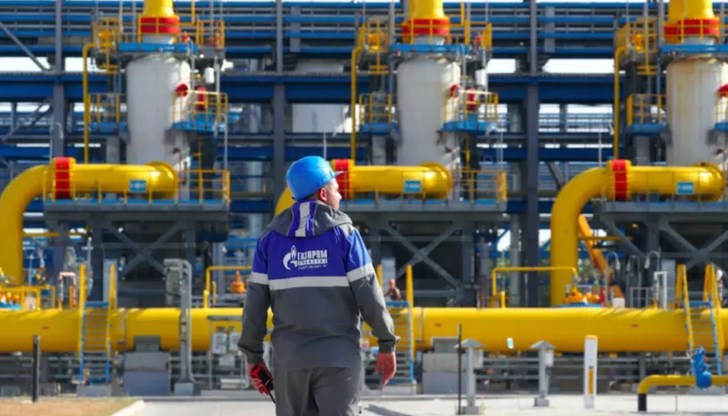 Това е увеличение с приблизително 38 на сто повече от приходите през 2021 г.