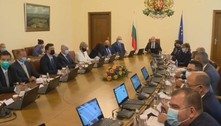 Настоящите областни управители на Русе, Търговище и Кърджали запазват постовете си Настоящите областни управители на Русе, Търговище и Кърджали запазват постовете си