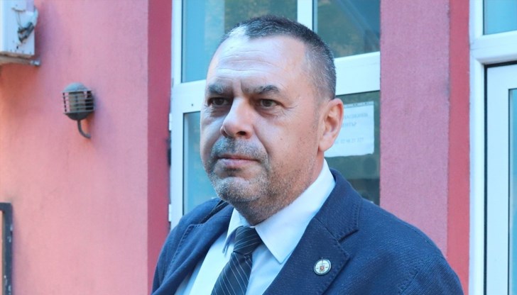 Бившият директор на "Вътрешна сигурност" Стефчо Банков е уволнен незаконно от Бойко Рашков, реши съдът Бившият директор на "Вътрешна сигурност" Стефчо Банков е уволнен незаконно от Бойко Рашков, реши съдът