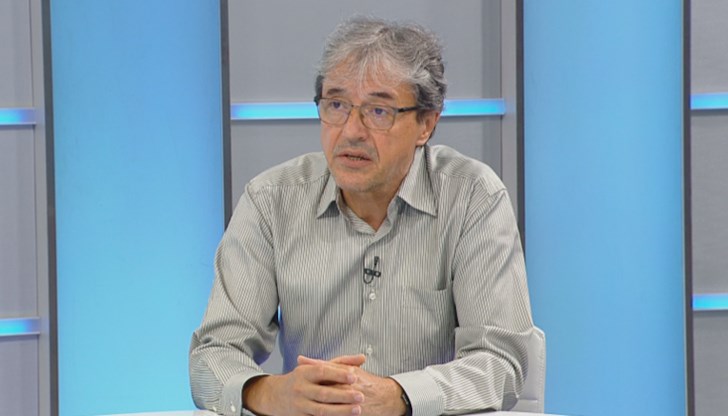 По думите му президентът е по-въздържан