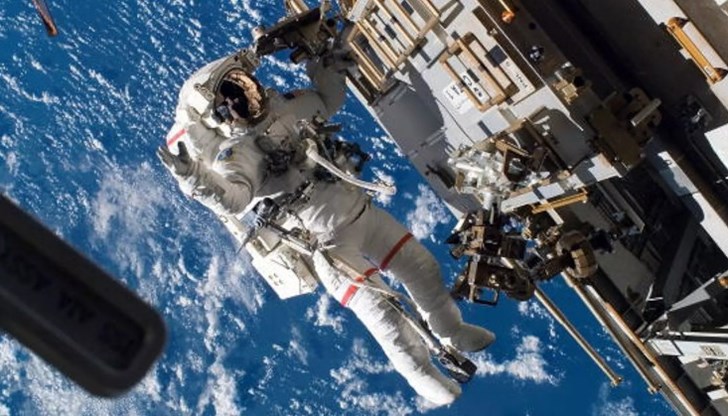 Настоящите споразумения за МКС предвиждат тя да работи до 2024 г. и станцията се нуждае от руски модули, за да остане в орбита Настоящите споразумения за МКС предвиждат тя да работи до 2024 г. и станцията се нуждае от руски модули, за да остане в орбита