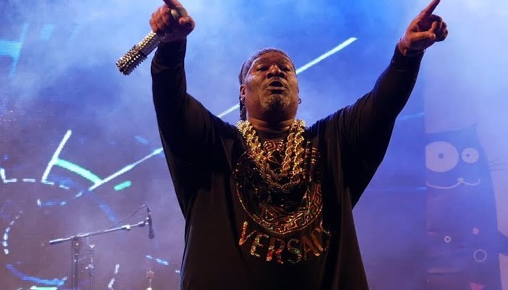 На 3 септември фронтменът на SNAP, американският рапър TURBO B, ще пее заедно с феновете си от Русе едни от най-обичаните песни -  "The Power” и „Rhythm Is a Dancer”