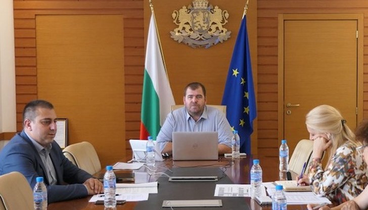 Плащанията ще започнат, когато всички досиета бъдат прегледани