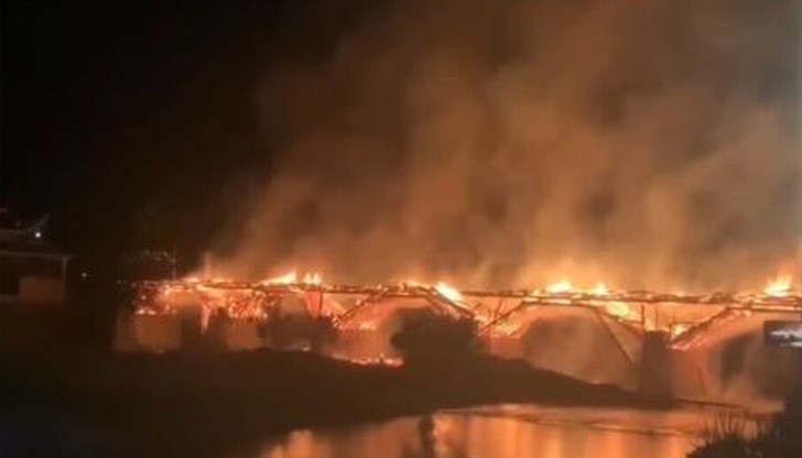 Причините за избухването на пламъците се изясняват Причините за избухването на пламъците се изясняват