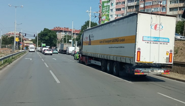 Да не би да има приемственост в некадърността и безхаберието по линия на управлението на Русе? Да не би да има приемственост в некадърността и безхаберието по линия на управлението на Русе?