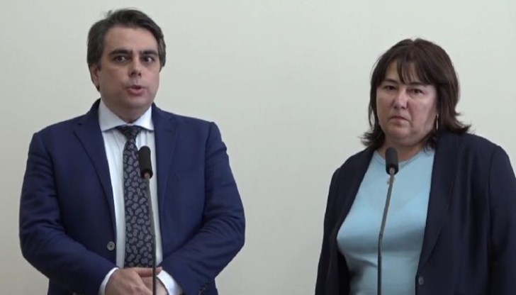 Излишъкът е над 1,5 милиарда, а в хазната има над 8,5 милиарда лева