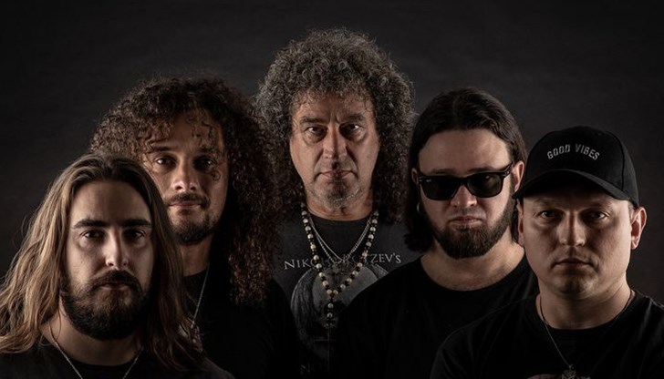 Фестивалът ще завърши с концерт на група „Кикимора“ на световноизвестния китарист Николо Коцев