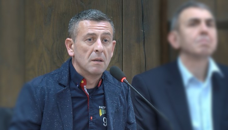 „Шефът на сметището“ оглави листата на партия "Атака"