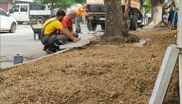 Сформирана през миналата година, групата работи ежедневно както в кварталите, така и в центъра на града