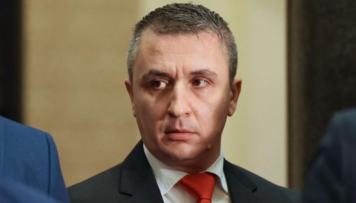 Според Александър Николов дали ще има ли у нас газ през зимата зависи от текущите действия на кабинета Според Александър Николов дали ще има ли у нас газ през зимата зависи от текущите действия на кабинета