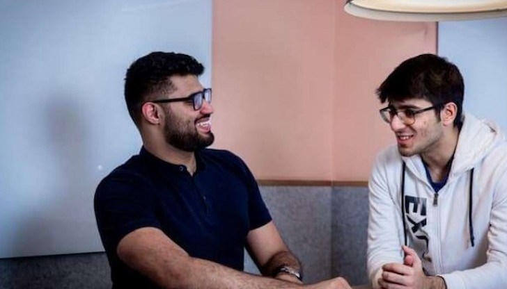 Необходими са само 9 месеца за Вохра и неговият партньор Аадит Палича, за да направят Zepto - индийско приложение, което обещава доставка на хранителни стоки в срок от максимум 10 минути, бизнес за 900 млн. долара Необходими са само 9 месеца за Вохра и неговият партньор Аадит Палича, за да направят Zepto - индийско приложение, което обещава доставка на хранителни стоки в срок от максимум 10 минути, бизнес за 900 млн. долара