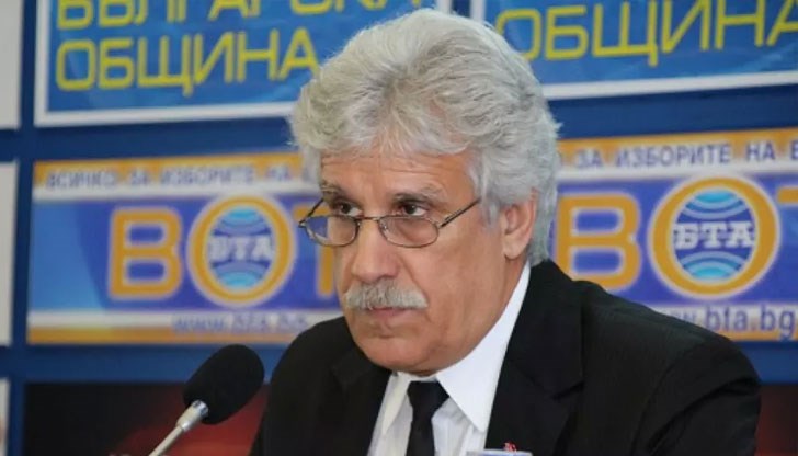 За съжаление налице е и безконтролното разчистване на сметки по политически причини, което се извършва отново за сметка на българските потребители, пише Емил Георгиев За съжаление налице е и безконтролното разчистване на сметки по политически причини, което се извършва отново за сметка на българските потребители, пише Емил Георгиев