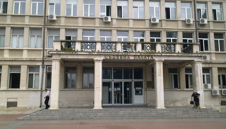 Опареният го предаде на съд40-годишен майстор бе предаден на съд