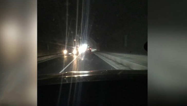 Пътната маркировка не е светлоотразителна, има сгрешени знаци и риск