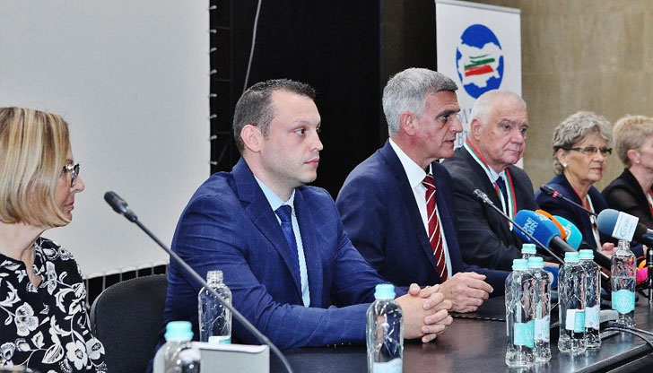 Създадената от Стефан Софиянски партия удари рамо на Стефан ЯневПредседателят