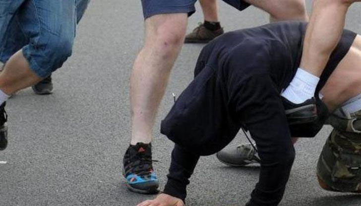 Двама души са загинали при масов бой между две фамилии