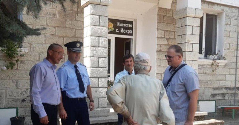 Извършителите са задържани и са привлечени като обвиняемиРайонната прокуратура в