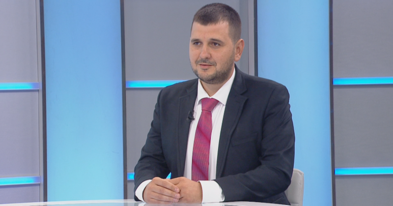 По думите му "Демократична България" е готова за избори"Трябва да