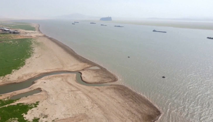 Най-голямото сладководно езеро в Китай - Поянг, намали обема си