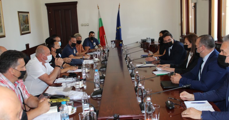 Министърът на правосъдието Крум Зарков започва поредица от срещи със