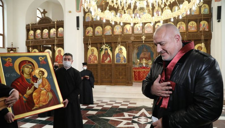 С удоволствие биха пратили Лидера в музей, понеже ги обрича