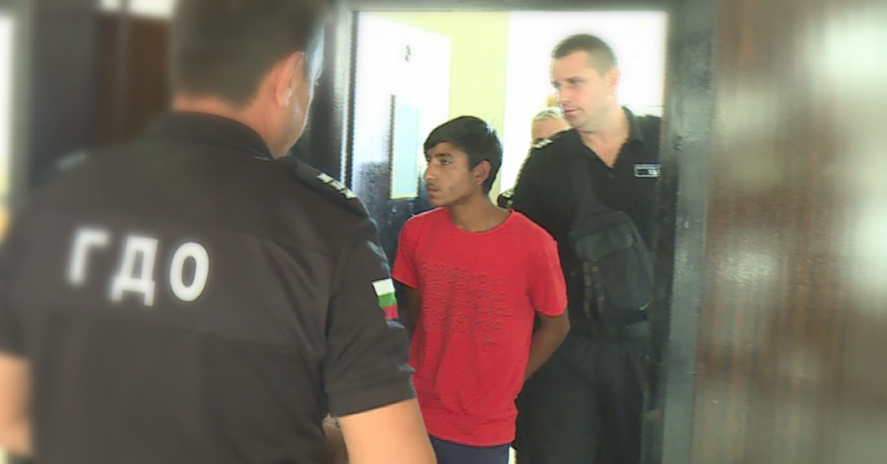 На излизане от съдебна зала Огнянов отрече да има винаСлед