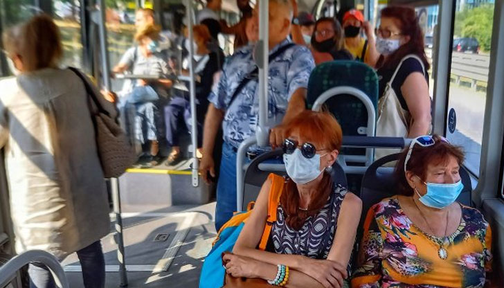 Вижте мерките в крайморския градИзискването за носене на маски в