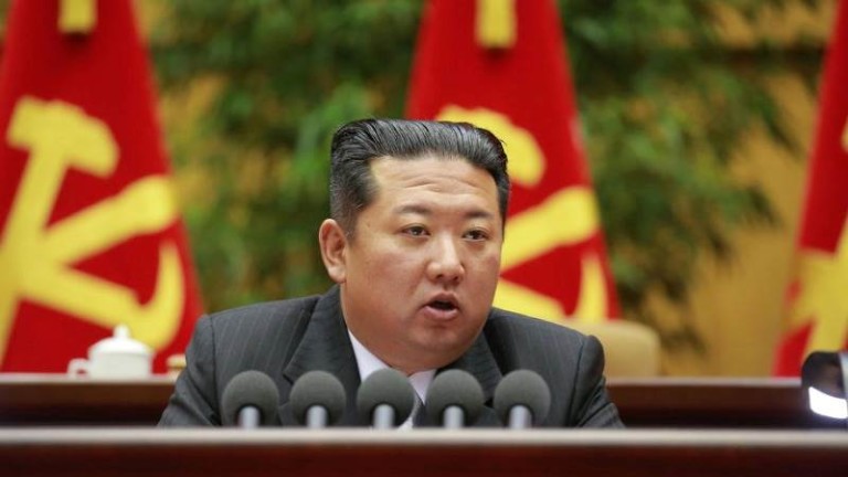 Северна Корея обяви победа над COVID-19Това става ясно от изявление