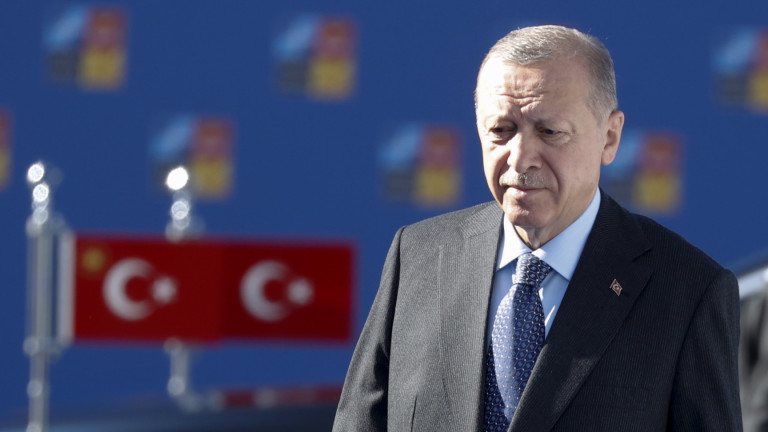 Турция не признава анексирането на Крим от РусияТурският президент Реджеп