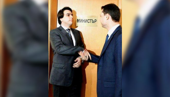 Ако му стиска, каня го на публичен диспут да сметнем