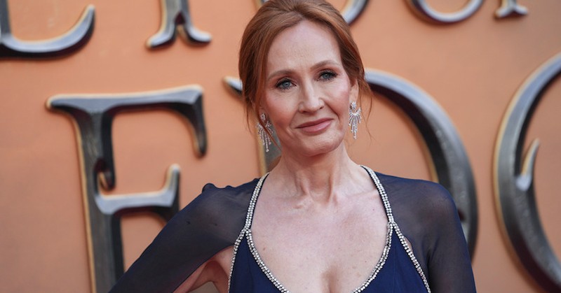 Авторката на романите за Хари Потър написа в социалната мрежа,