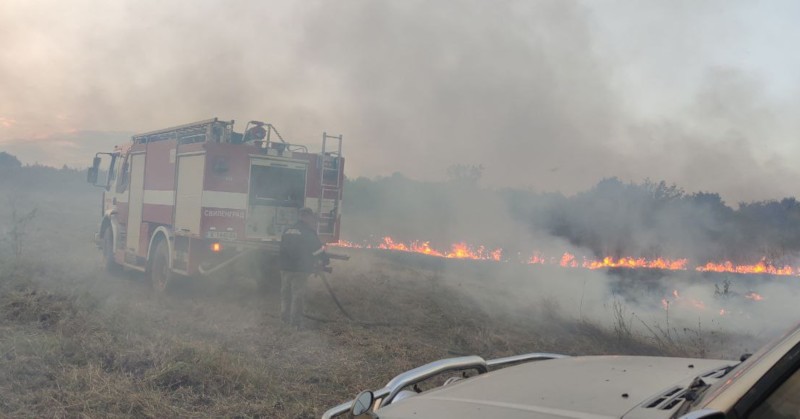Частично бедствено положение е обявено заради пожара в общините Любимец
